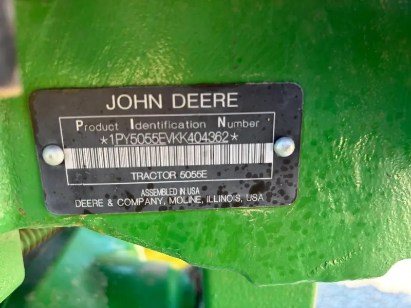 2019 John Deere 5055E 4WD CAB Tractor - Complete Package photo 9